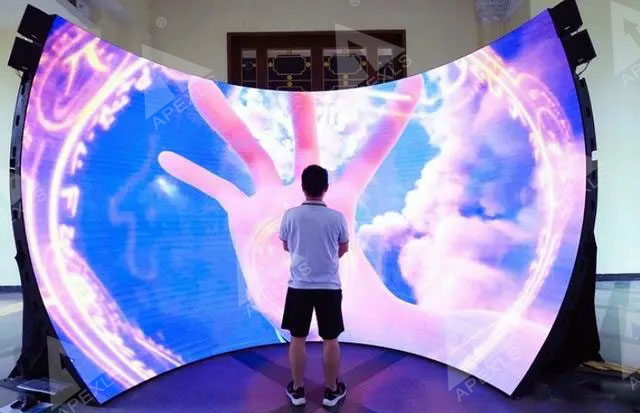 5D悬空飞行影院投资多少钱 ？
